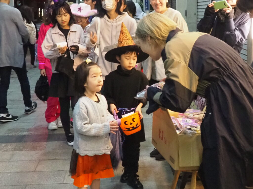 名古屋市中区子ども英語教室English Factory／ハロウィン2023 Halloween