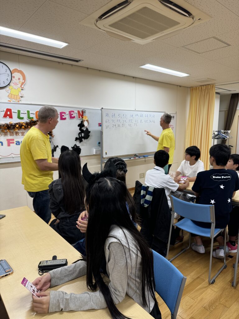 名古屋市中区子ども英語教室English Factory/Halloween Pizza Party 2024